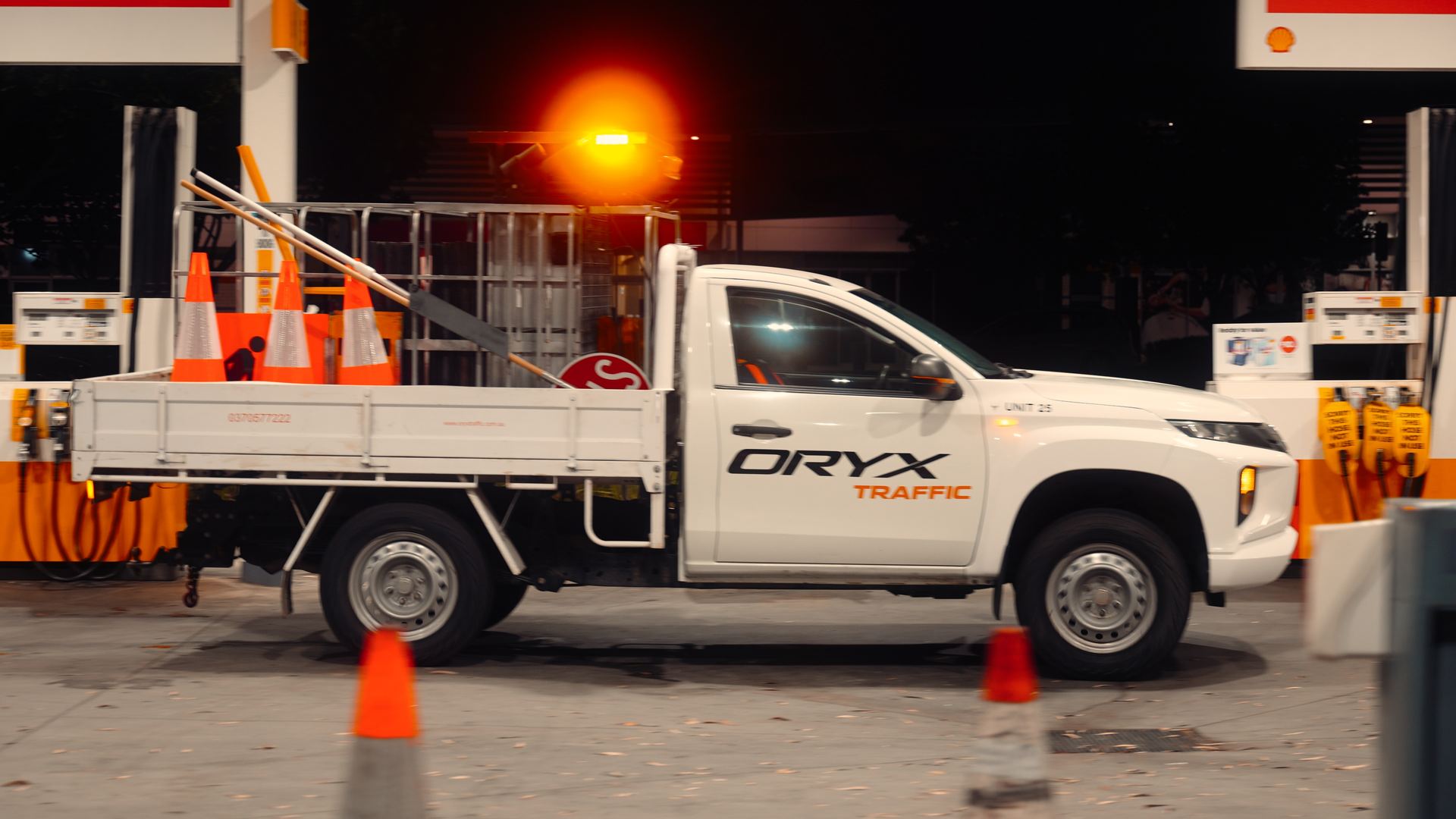 Oryx Traffic emergency response vehicle at night